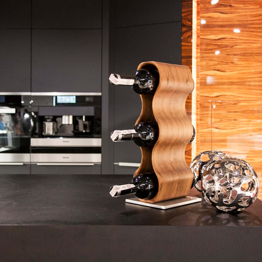 NordicStory Portabottiglie in legno di quercia fatto a mano SLIM, supporto per vino per 3 bottiglie