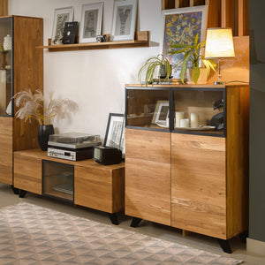NordicStory Cassettiera in rovere massiccio con gambe in metallo nero Moritz