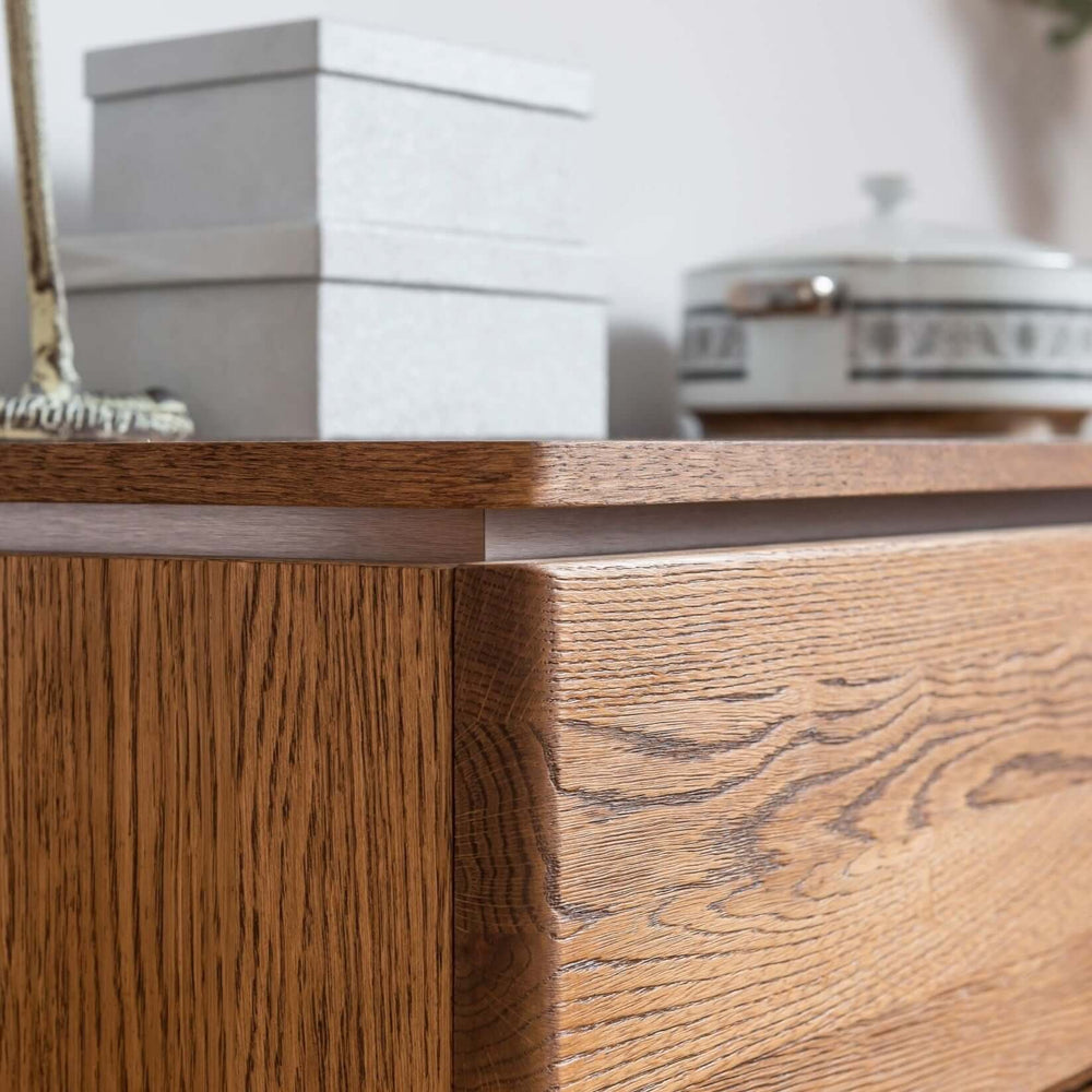 LoftStory Cassettiera o porta TV in rovere Montenegro 26 180 x 42 x 59 cm.