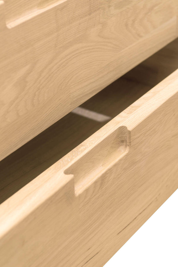 Mobili in legno massiccio in rovere nordico
