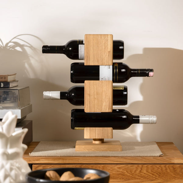 Portabottiglie in rovere NordicStory Alma, supporto per 4 bottiglie