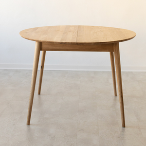 Tavolo da pranzo allungabile in rovere massiccio Escandi 4, 120-155 x 120 x 75 cm | NordicStory